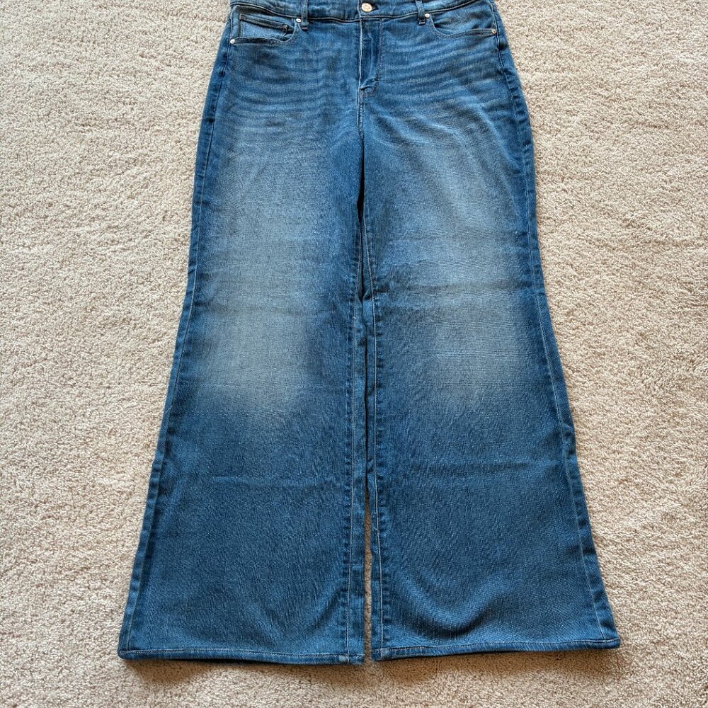 White House Black Market High Rise Blue Jeans - Picture 4 of 15